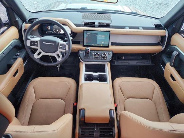 2025 LAND ROVER DEFENDER 110 S