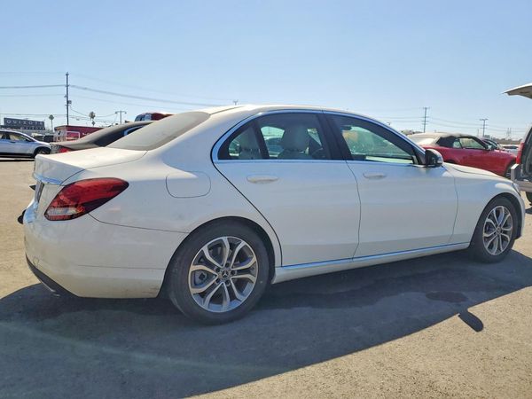 2018 MERCEDES-BENZ C C300