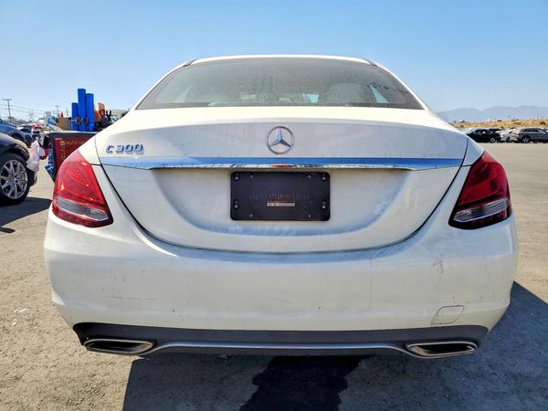 2018 MERCEDES-BENZ C C300