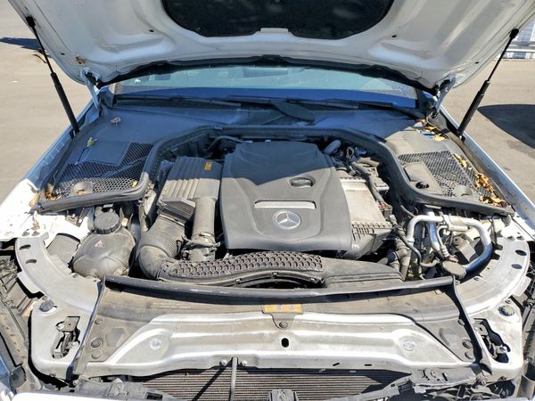 2018 MERCEDES-BENZ C C300