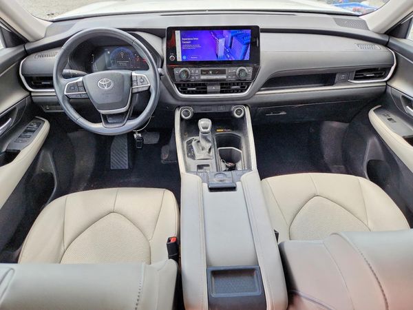 2025 TOYOTA GRAND HIGHLANDER