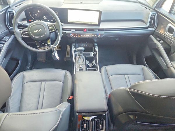 2025 KIA SORENTO