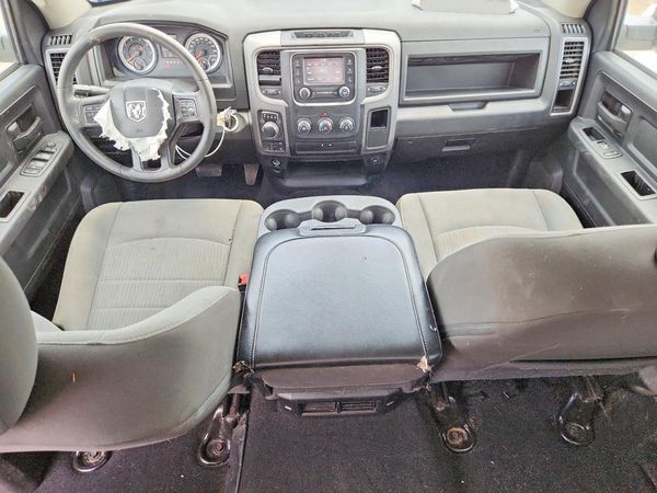 2023 RAM 1500 CLASSIC Tradesman