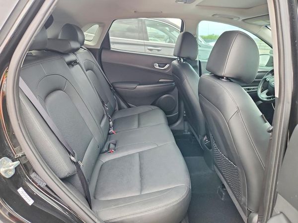 2022 HYUNDAI KONA Limited