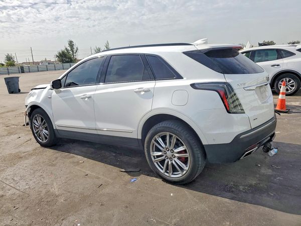 2024 CADILLAC XT5 Sport