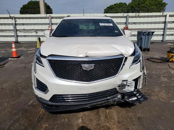 2024 CADILLAC XT5 Sport