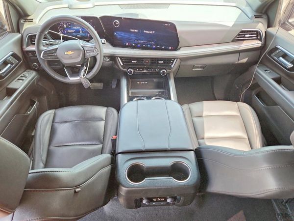 2025 CHEVROLET SUBURBAN LT