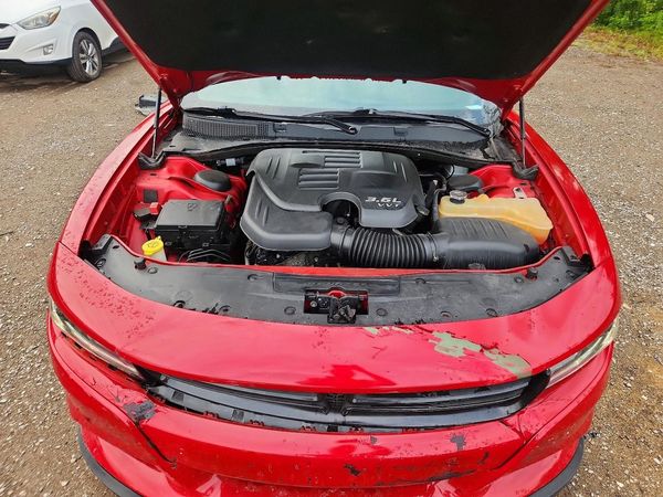 2016 DODGE CHARGER SXT