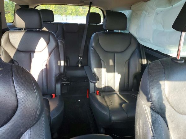 2020 HYUNDAI PALISADE SEL w/ Premium Pkg
