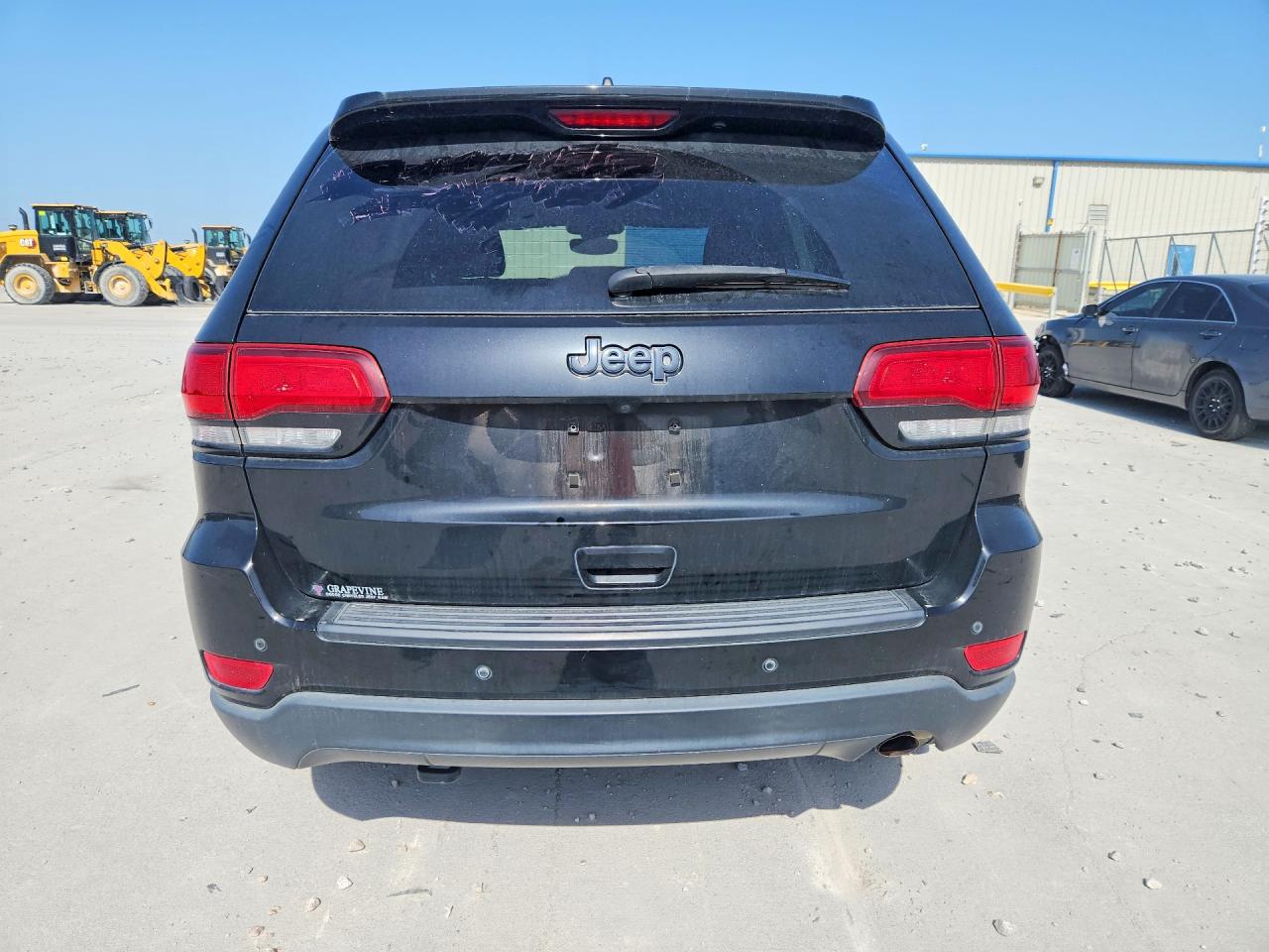 2019 JEEP GRAND CHEROKEE LAREDO 4X2