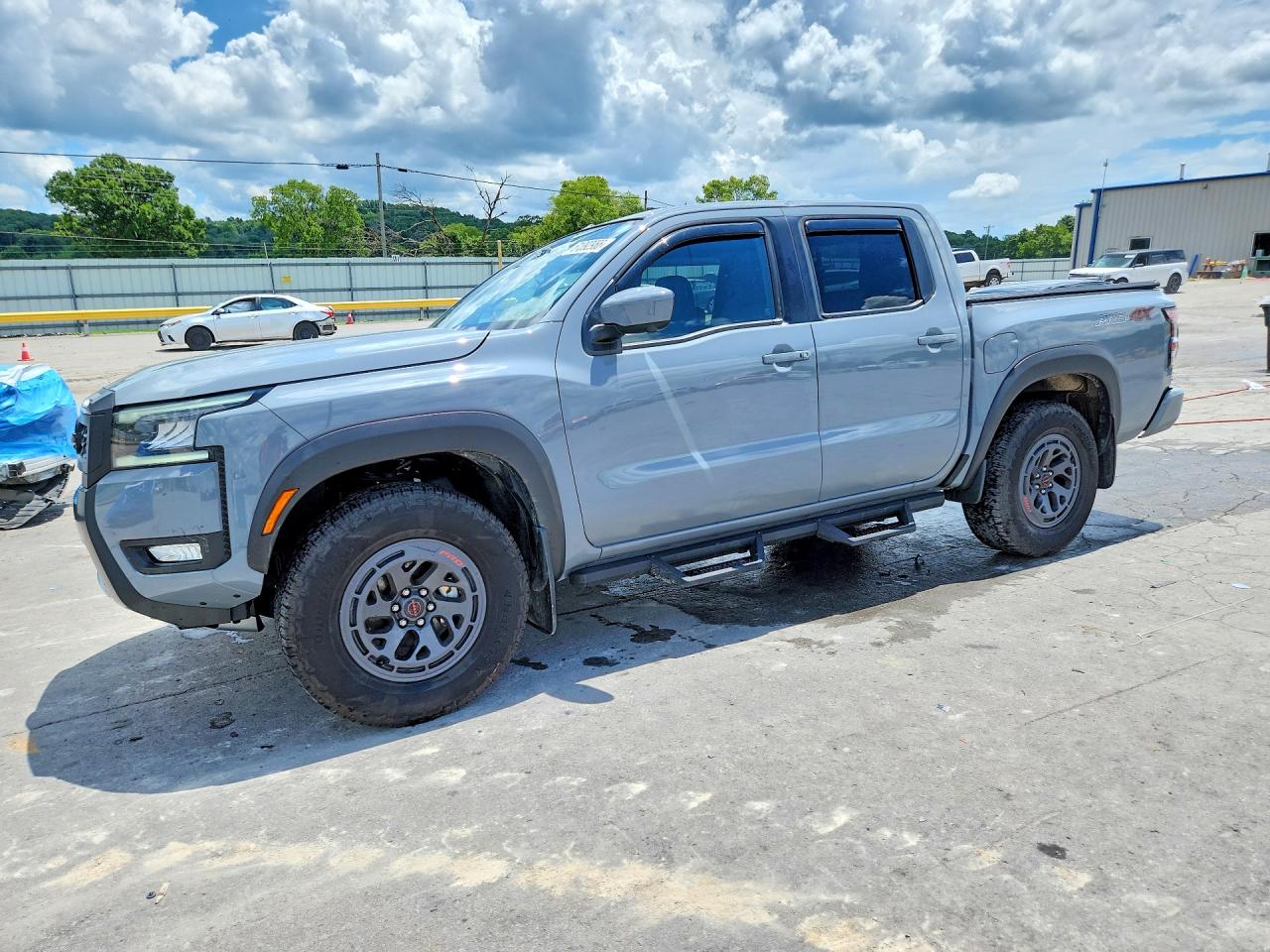 2026 NISSAN FRONTIER