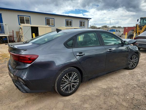 2024 KIA FORTE