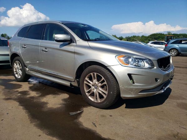2016 VOLVO XC60