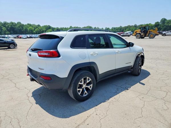 2016 JEEP CHEROKEE TRAILHAWK 4X4