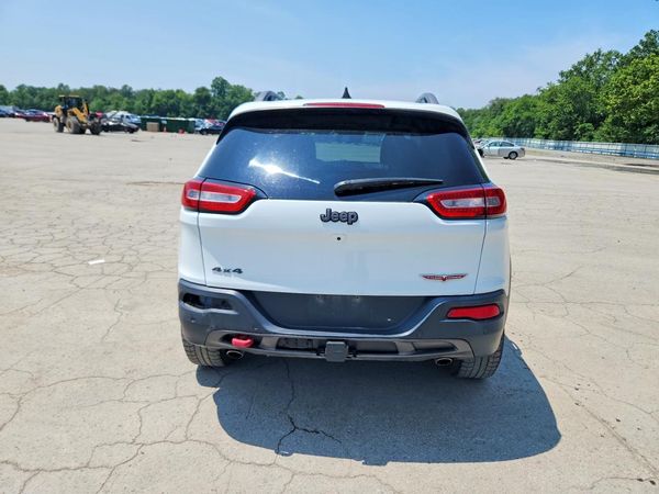 2016 JEEP CHEROKEE TRAILHAWK 4X4