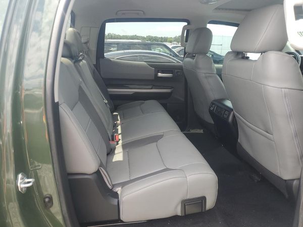 2021 TOYOTA TUNDRA Limited grade