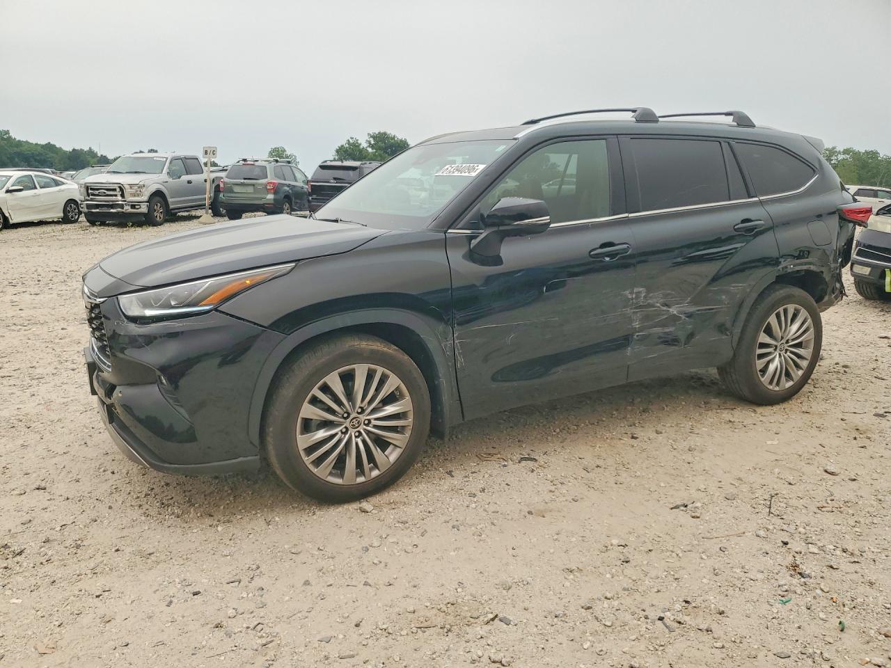 2023 TOYOTA HIGHLANDER