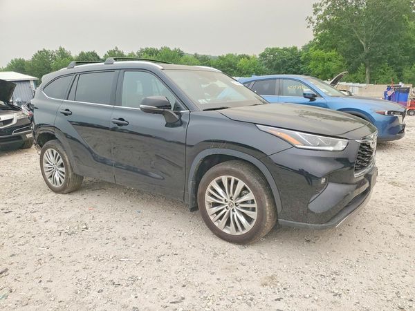 2023 TOYOTA HIGHLANDER