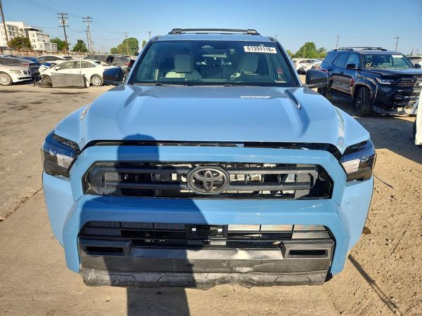 2025 TOYOTA 4RUNNER
