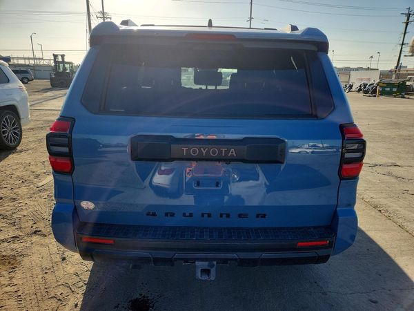 2025 TOYOTA 4RUNNER