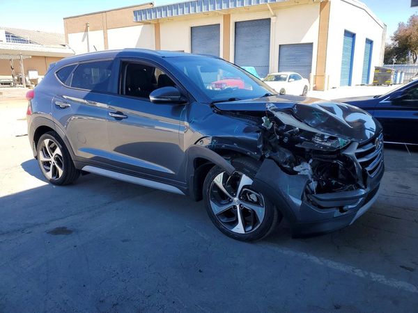 2017 HYUNDAI TUCSON