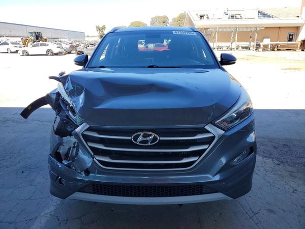 2017 HYUNDAI TUCSON