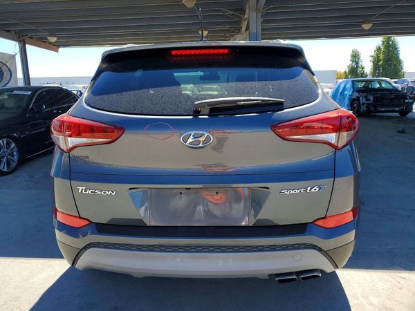 2017 HYUNDAI TUCSON