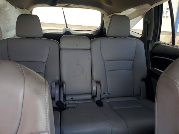 2021 HONDA PILOT SE — SUVN