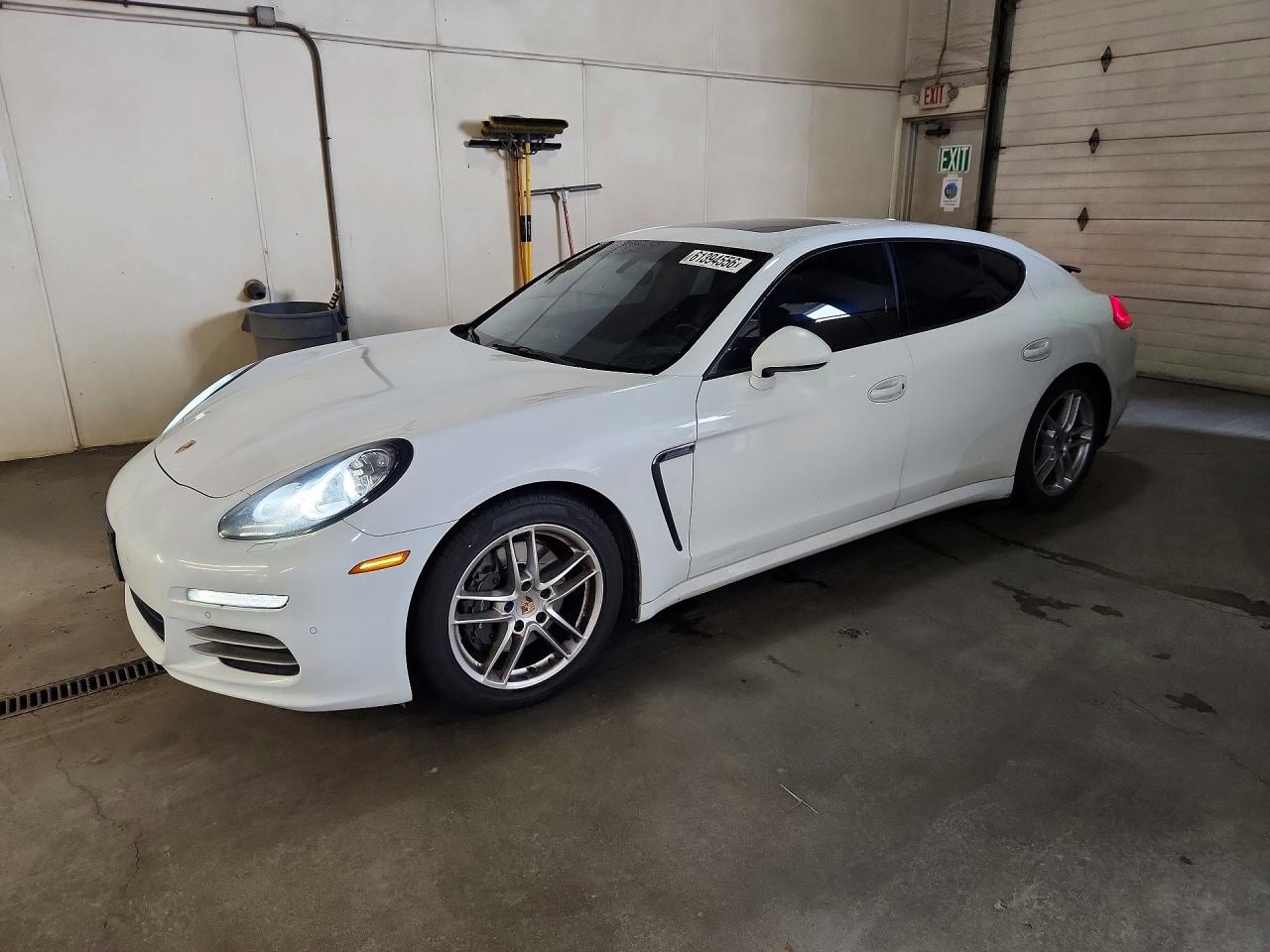2014 PORSCHE PANAMERA Base (2WD), 4 (4WD)