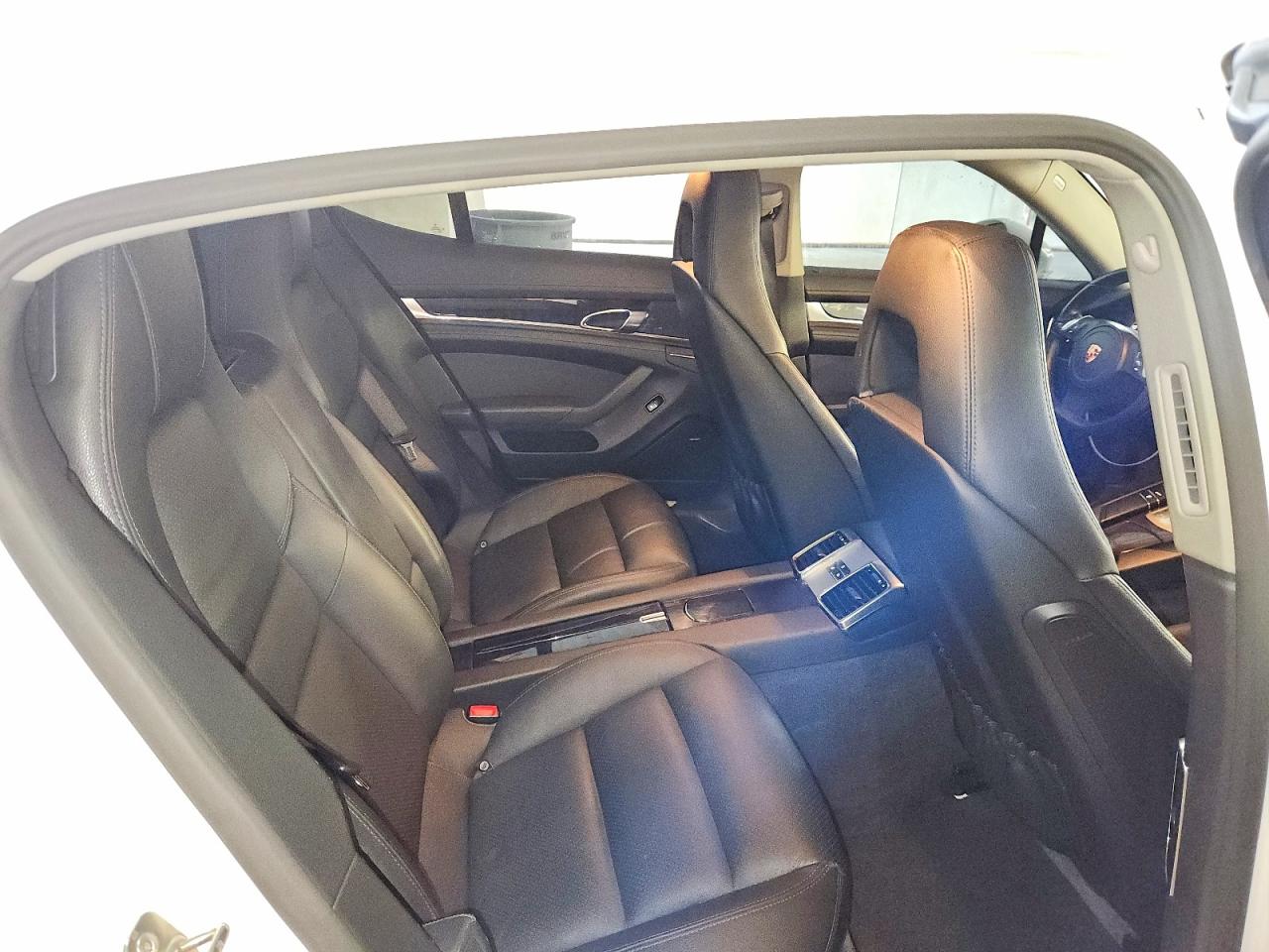 2014 PORSCHE PANAMERA Base (2WD), 4 (4WD)