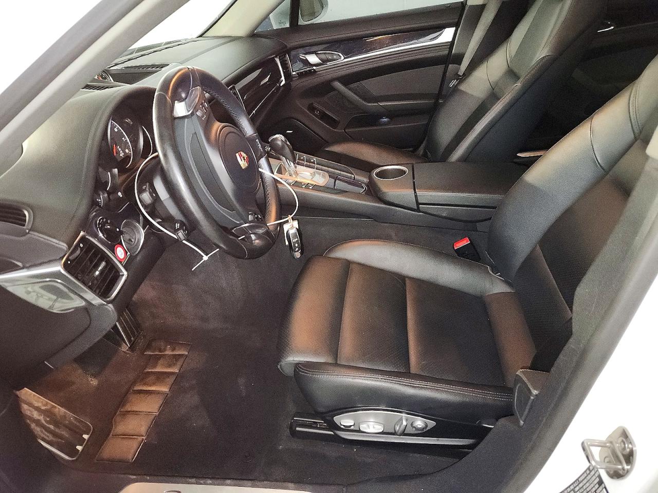 2014 PORSCHE PANAMERA Base (2WD), 4 (4WD)