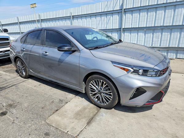2022 KIA FORTE GT Line