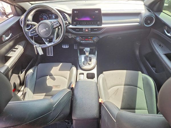 2022 KIA FORTE GT Line