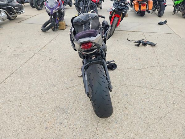 2020 SUZUKI GSXR1000
