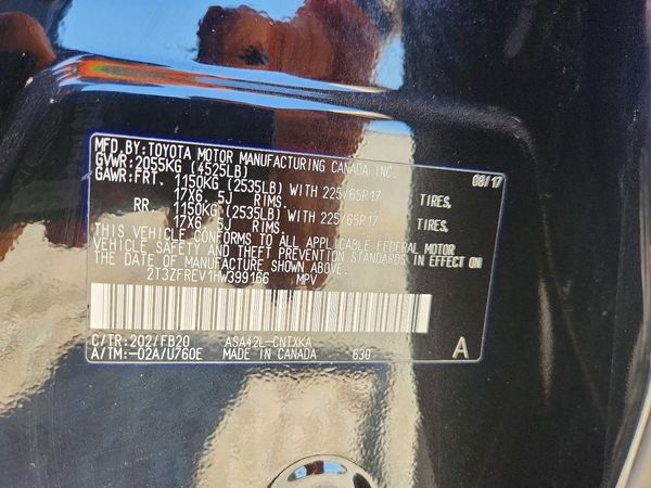 2017 TOYOTA RAV4 LE