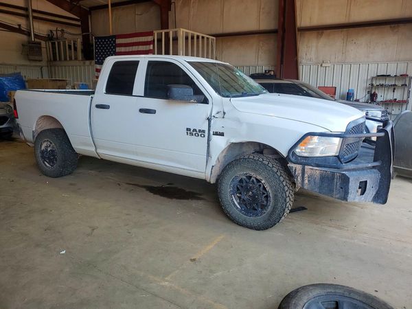 2018 RAM 1500 ST