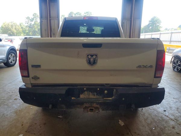 2018 RAM 1500 ST