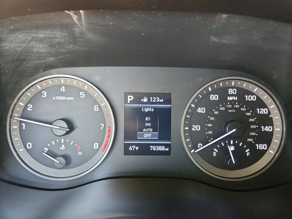 2019 HYUNDAI TUCSON SE