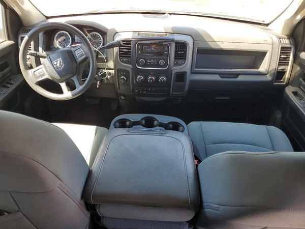 2013 RAM 1500 ST
