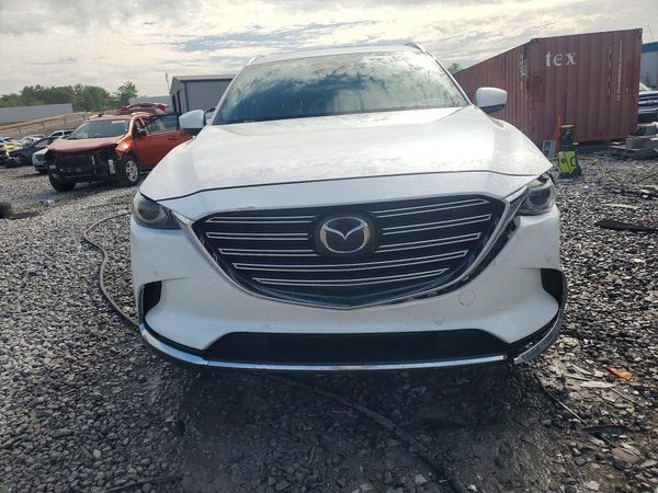 2018 MAZDA CX-9 Signature