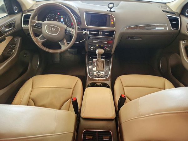 2013 AUDI Q5 Premium Plus