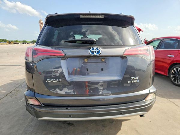 2018 TOYOTA RAV4 LE Plus/XLE