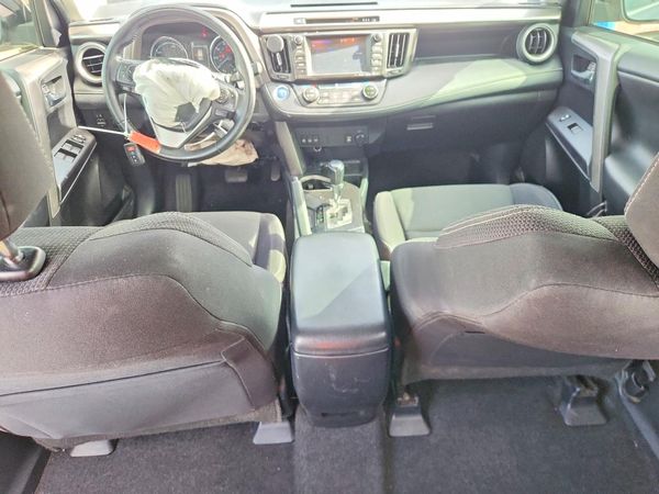 2018 TOYOTA RAV4 LE Plus/XLE
