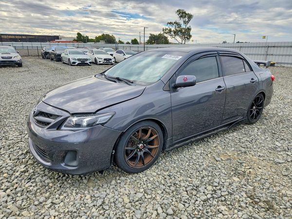 2013 TOYOTA COROLLA