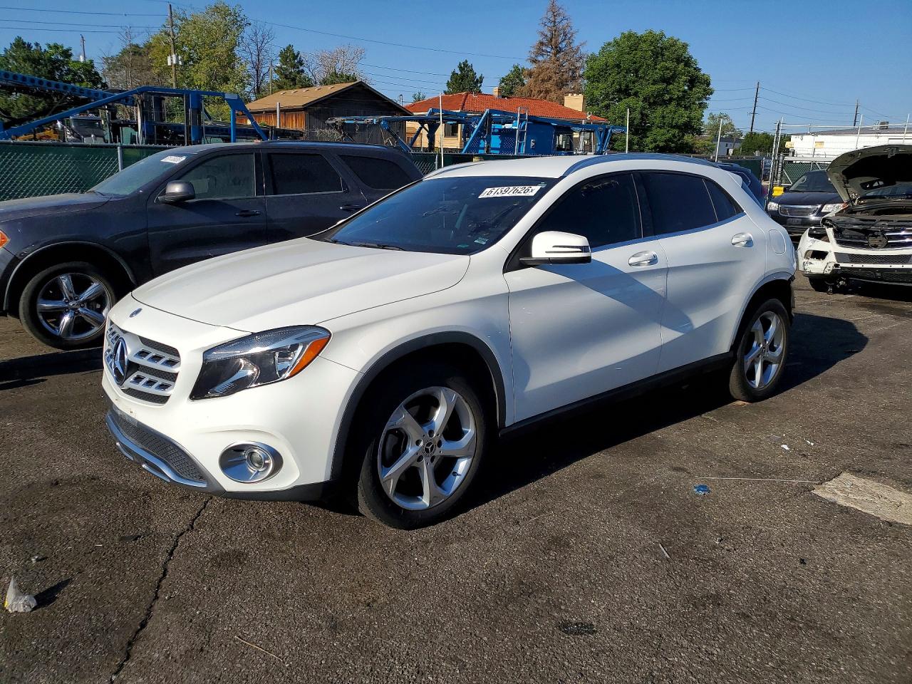 2019 MERCEDES-BENZ GLA