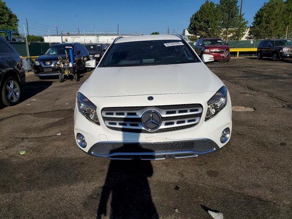 2019 MERCEDES-BENZ GLA
