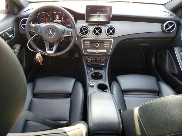 2019 MERCEDES-BENZ GLA