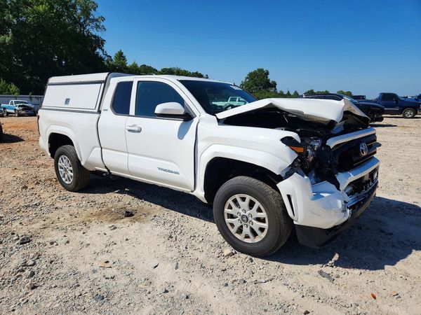 2025 TOYOTA TACOMA