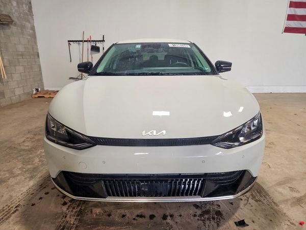 2024 KIA EV6 Light, Wind