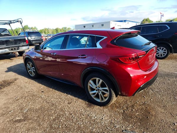 2017 INFINITI QX30